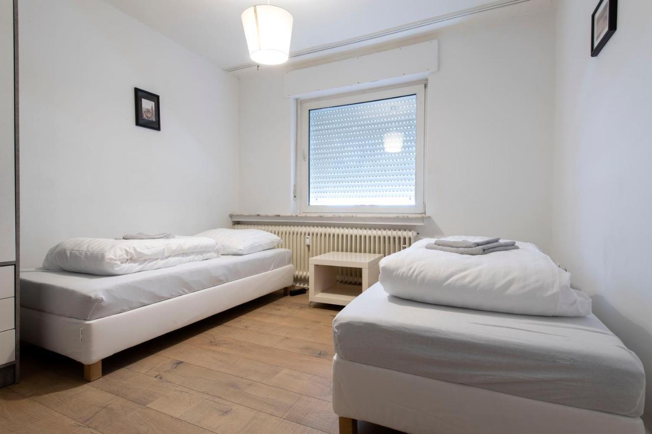 Workers Home- Central - 8 Single Box Spring Beds - Near Enschede Гронау Экстерьер фото